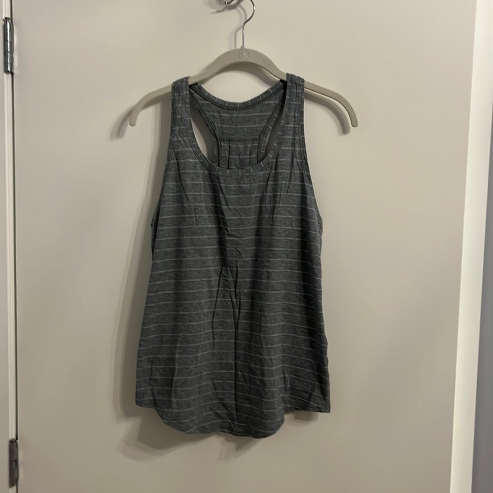 Lululemon Love tank, grey with white stripe, pleat in back, size 10